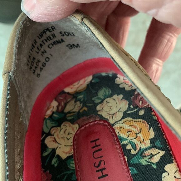 Hush Puppies Leather Flats - Picture 7 of 7